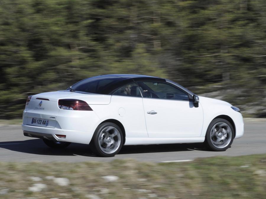  Renault Megane GT CC 2010 года  (фото 5 из 14)